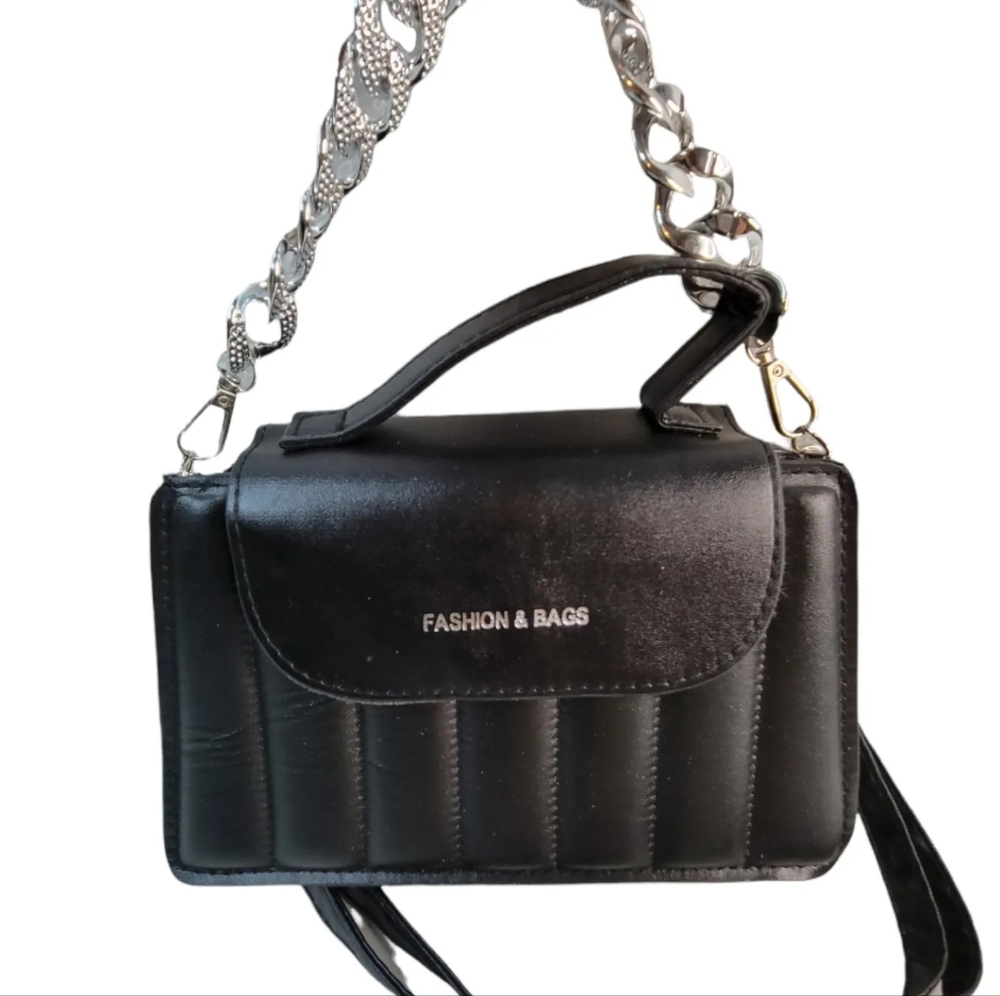Fashion & Bag Black Quilted Satchel Crossbody